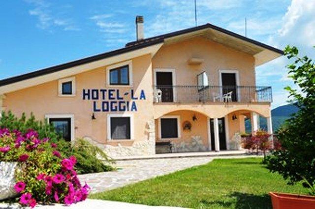 Отель Hotel La Loggia