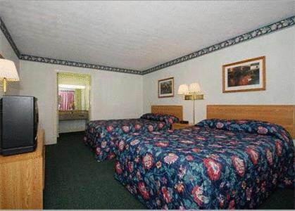 Отель Econo Lodge Worthington
