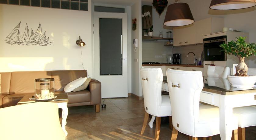 Апартаменты Residence Ruimzicht - Baddomburg