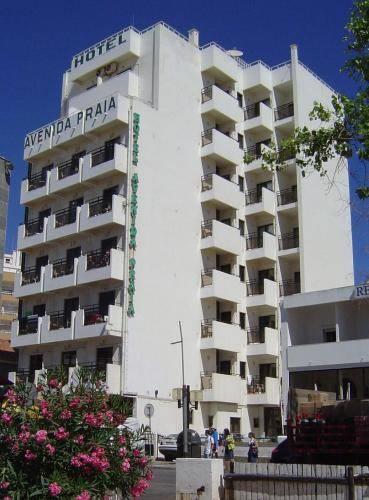 Отель Hotel Avenida Praia