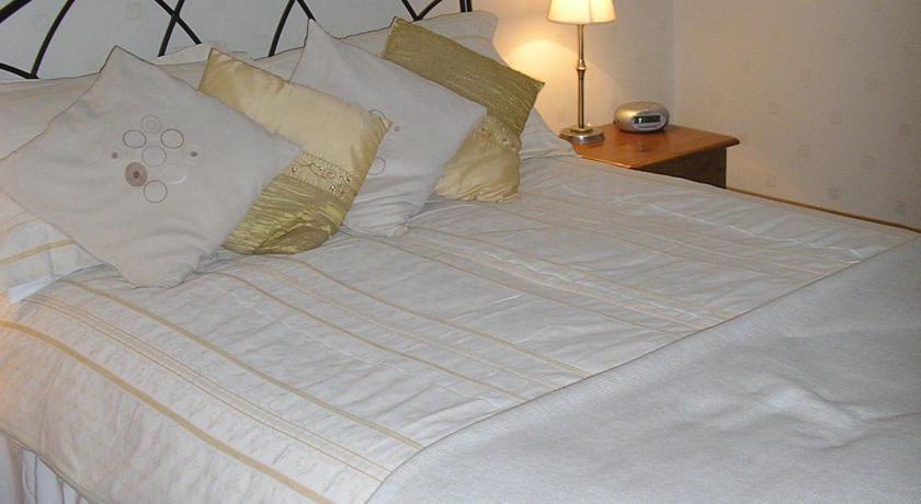 Мини-отель Cross Haven Guest House