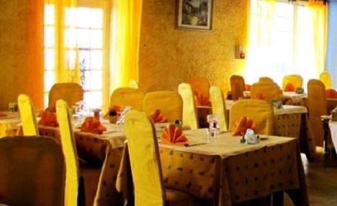 Отель Logis Domaine De Roquerousse