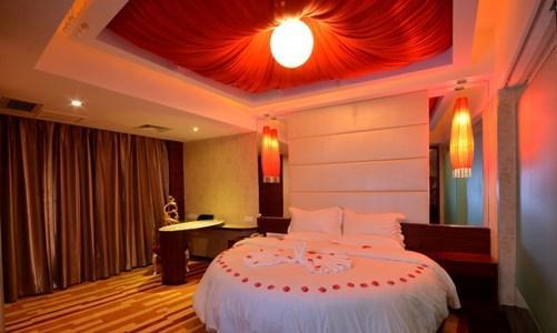 Отель Huangma Holiday Hotel
