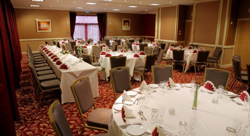 Отель Park Farm Hotel