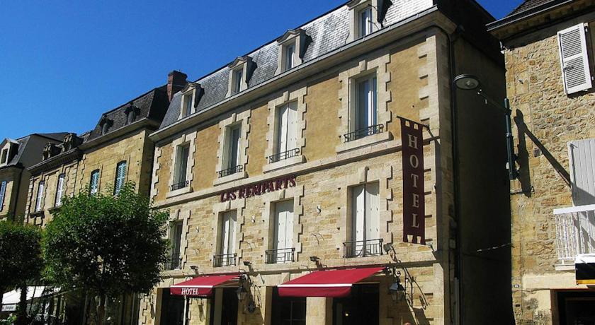 Отель Hôtel Les Remparts