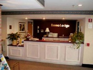 Отель Econo Lodge