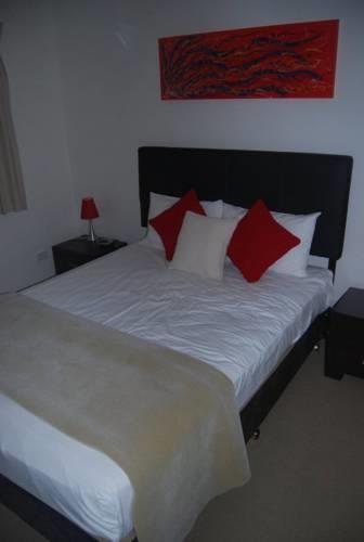 Отель Whalecove Resort