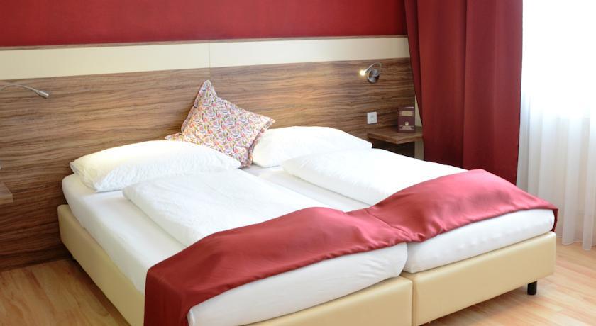 Отель Hotel Maria Elisabeth