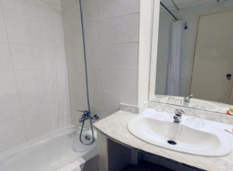 Отель Medplaya Hotel Santa Monica