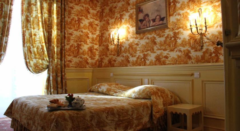 Отель Hôtel De France