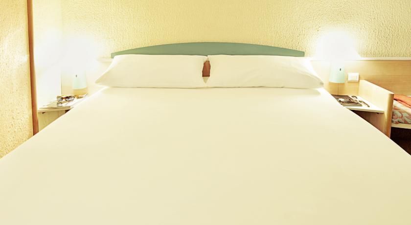 Отель Ibis Leiria