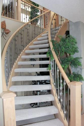 Мини-отель Quails Quest Bed & Breakfast