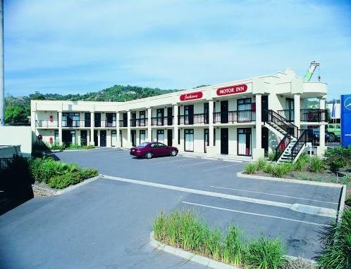 Jacksons Motor Inn