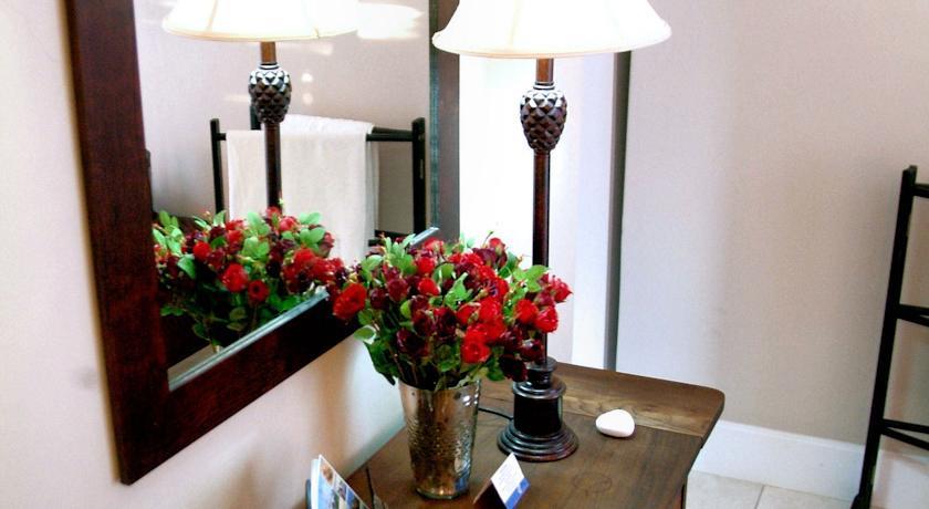 Гостевой дом On the Beach Guesthouse & Apartments