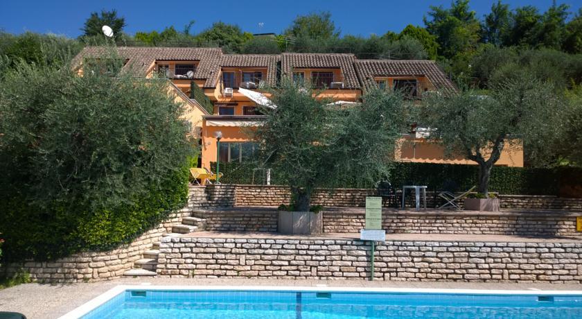 Апартаменты Holidays Residence