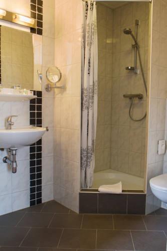 Отель Hotel Restaurant Het Roode Hert