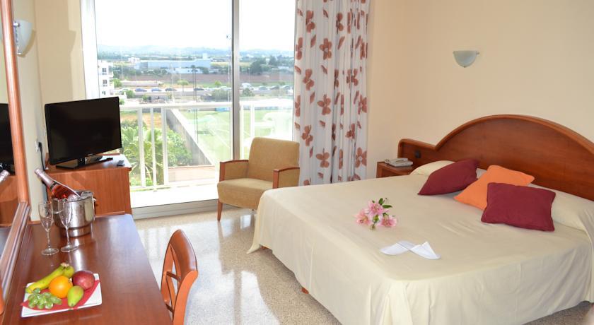 Отель Hotel Marfil