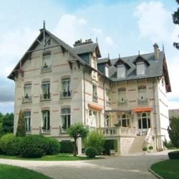 Отель Domaine des Graviers