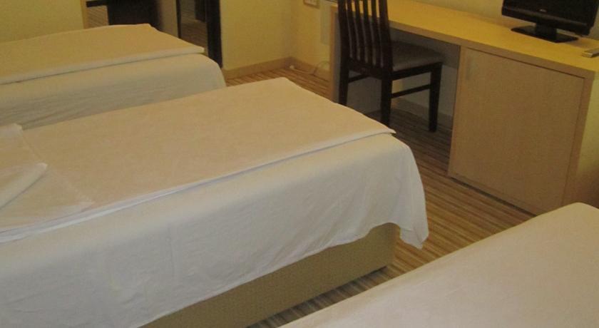 Hotel Pela