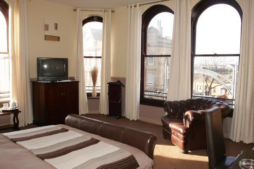 Отель Hillcarter Hotel