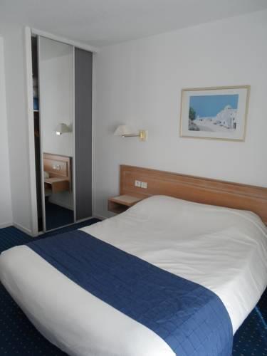 Отель Hôtel New Christina