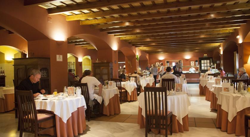 Отель Hotel Duque De Najera