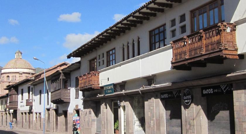 Emperador Plaza