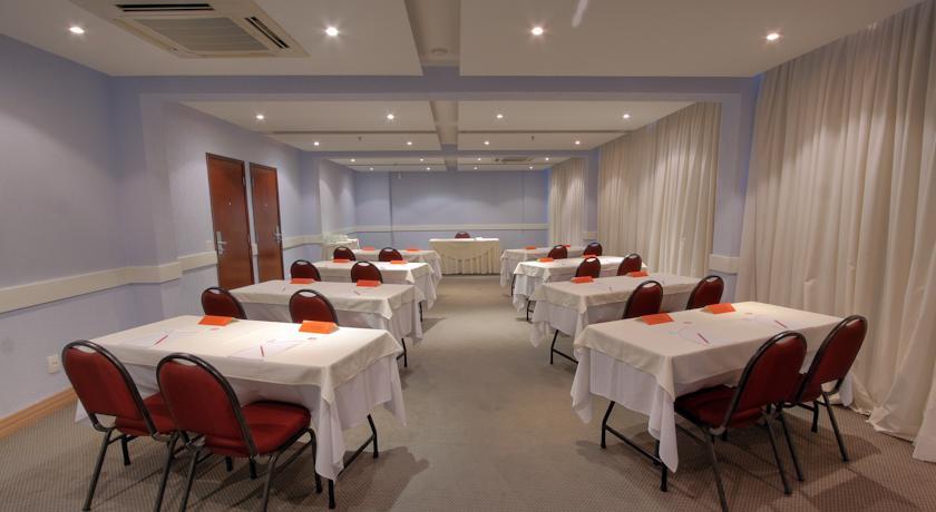 Отель Bristol Internacional Hotel
