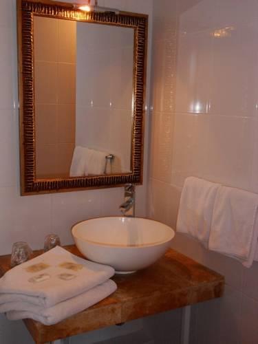Отель Hotel Colbert