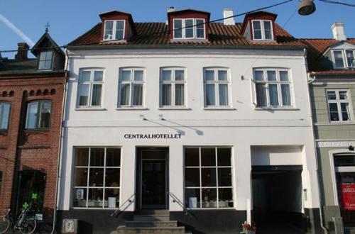 Отель Central Hotellet
