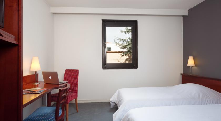 Отель Hôtel Du Beffroi - Gravelines