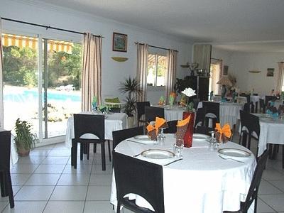Отель Logis Hotel La Gentilhommiere