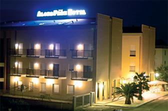 Отель Aloha Park Hotel