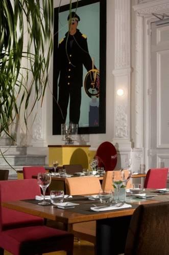 Отель Le Grand Hotel