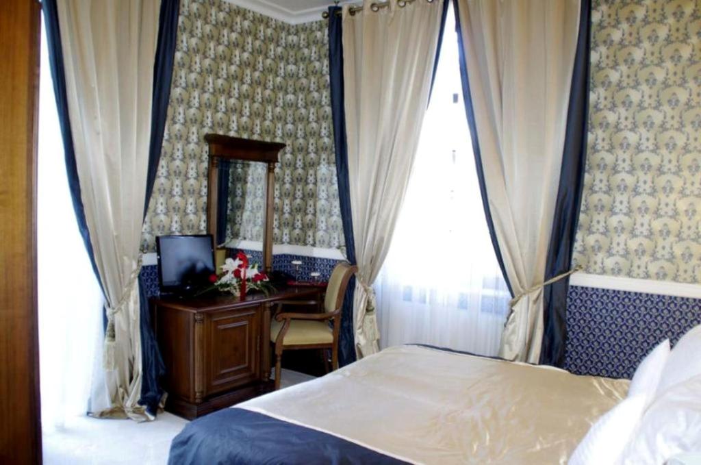Отель Hotel Angelo d'oro