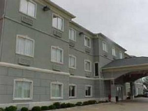 Отель Comfort Suites 
