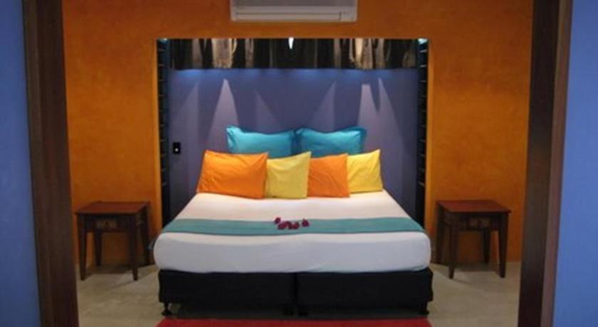 Отель Pink Flamingo Resort