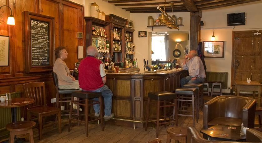 Отель The Kings Head Hotel