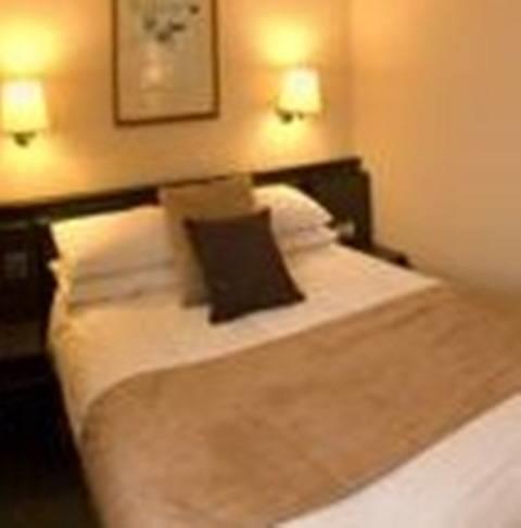 Отель The Strathdon Hotel