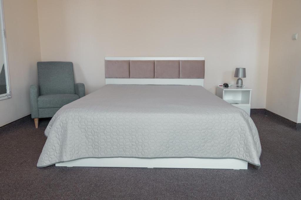 Отель Hotel Class