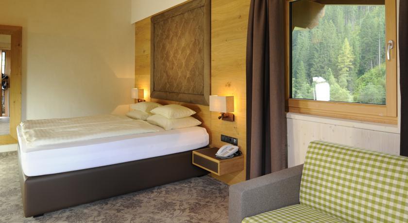 Отель Brugger's Genießerhotel Lanersbacherhof