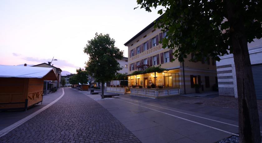 Отель Hotel Vittoria