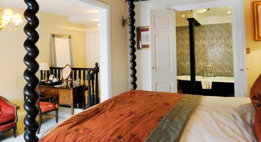 Отель Talbot Hotel