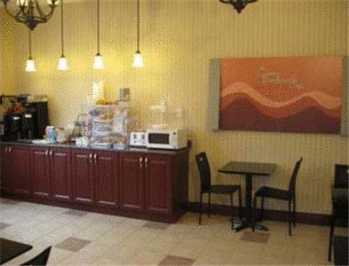Отель Days Inn Hamilton