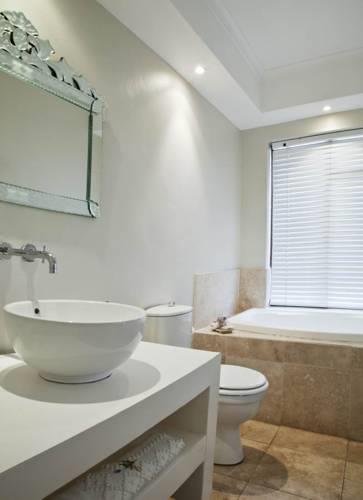 Мини-отель Admiralty Beach House