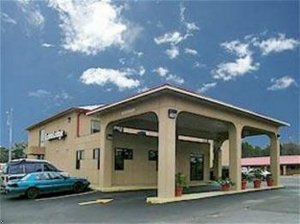Отель Econo Lodge Opelika