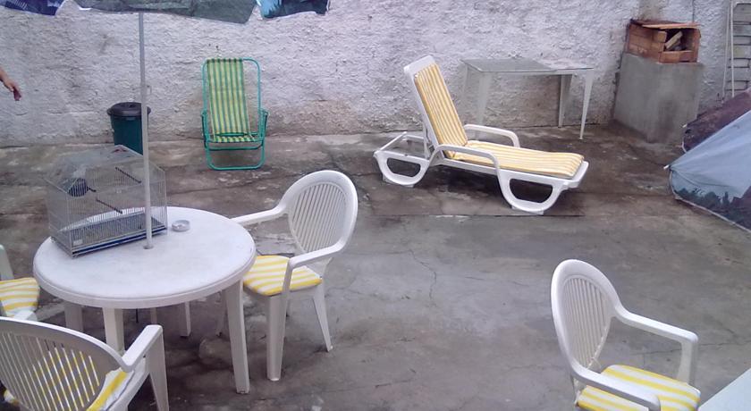 Trek-And-Fly Hostel