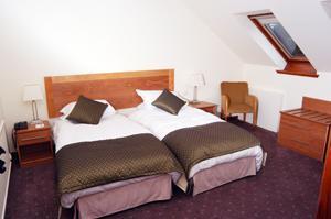 Отель Best Western Balgeddie House Hotel
