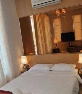 Отель The Crown Borneo Hotel