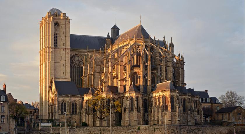 Отель Domaine De Chatenay